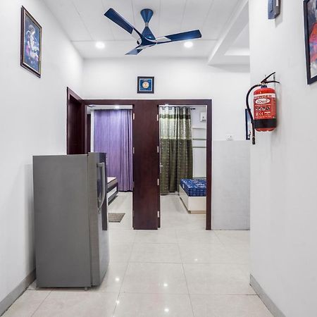 Homlee-Villa Luxury-2Bhk-Anand Vihar-Ramprastha Ґазіабад Екстер'єр фото