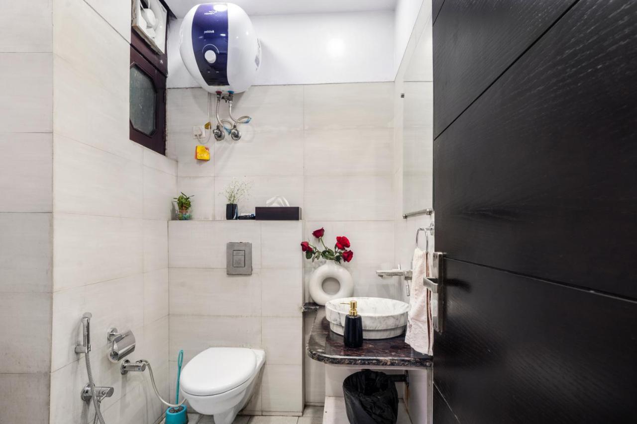 Homlee-Villa Luxury-2Bhk-Anand Vihar-Ramprastha Ґазіабад Екстер'єр фото